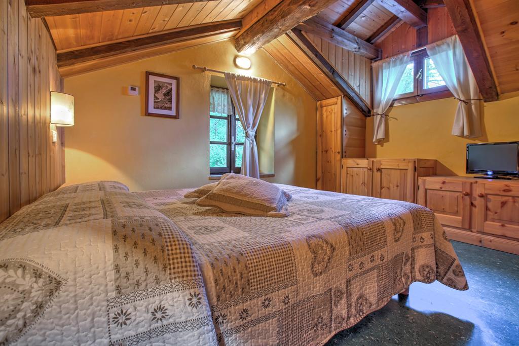 Hotel Locanda Belvedere Courmayeur Exterior photo